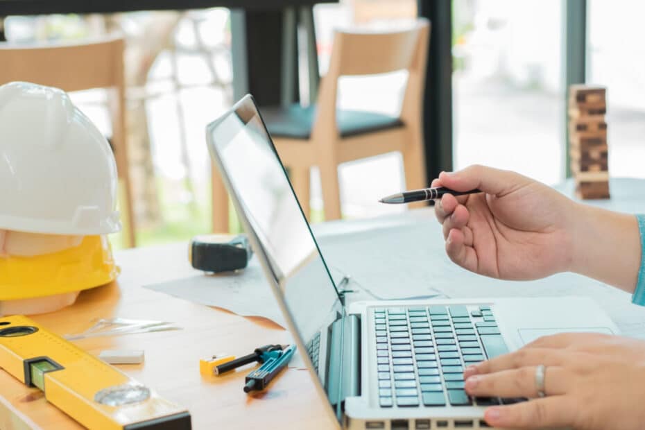 Pourquoi utiliser un logiciel de facturation en ligne booste la gestion d’une entreprise du BTP ?